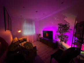 Retro Suite a luxury apartment with king size bed Wii games and entertainment